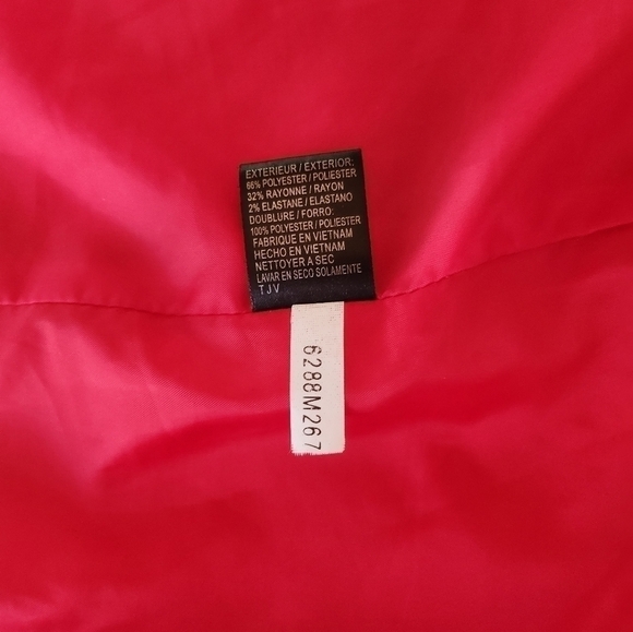 Tahari Arthur S. Levine Red Lined Sz. 14 Jacket with Pockets - Picture 5 of 10